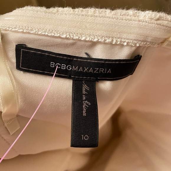 BCBG Maxazria Dorothea Strapless
Striped Dress Sz 10 Creme - Picture 10 of 13